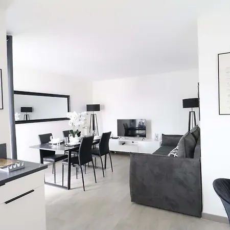 Apartment Frenchy By Plaza