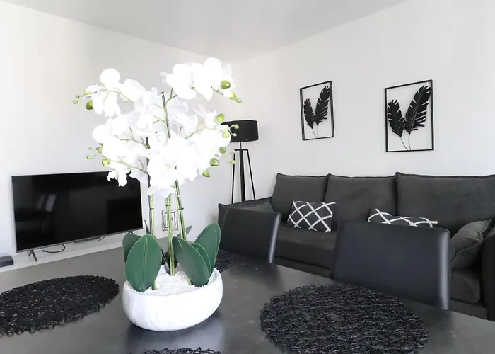 Frenchy By Plaza Apartman