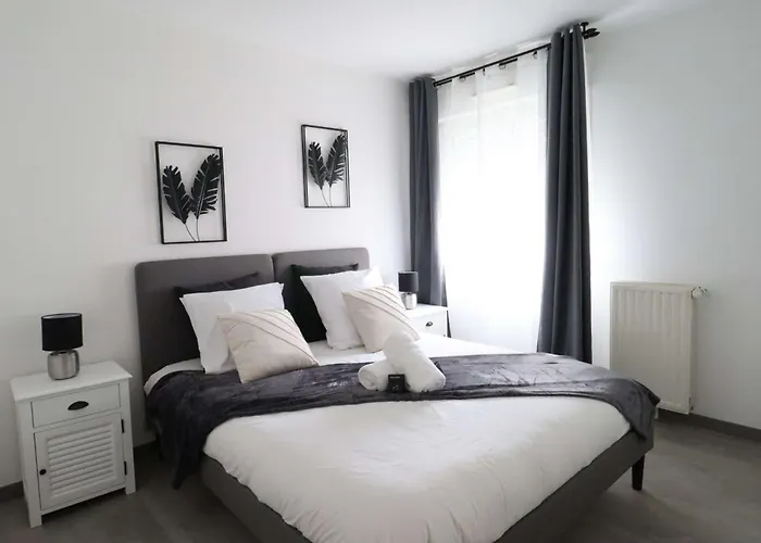Apartman Frenchy By Plaza Serris