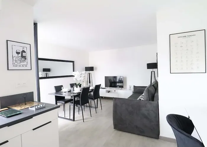 Apartman Frenchy By Plaza